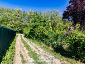 Prodej zahrady, Znojmo - Oblekovice, U Řeky, 750 m2