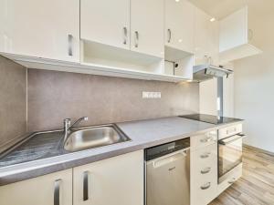 Prodej bytu 3+1, Trutnov - Střední Předměstí, Blanická, 49 m2