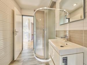 Prodej bytu 3+1, Trutnov - Střední Předměstí, Blanická, 49 m2