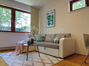 Pronájem bytu 2+kk, Praha - Záběhlice, Harlacherova, 48 m2