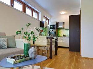 Pronájem bytu 2+kk, Praha - Záběhlice, Harlacherova, 48 m2