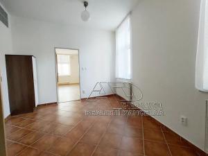 Pronájem bytu 2+1, České Budějovice, 75 m2