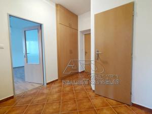 Pronájem bytu 2+1, České Budějovice, 75 m2