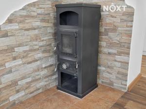 Pronájem bytu 2+1, Žatec, Sládkova, 52 m2