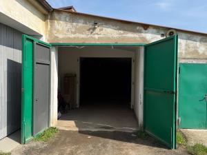 Pronájem obchodního prostoru, Líšnice, 190 m2