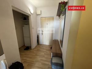 Pronájem bytu 1+kk, Zlín - Prštné, L. Váchy, 32 m2
