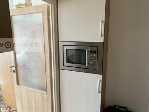 Pronájem bytu 1+kk, Zlín - Prštné, L. Váchy, 32 m2