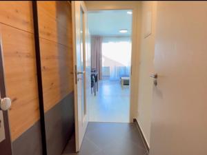 Pronájem bytu 1+kk, Praha - Třebonice, U Radosti, 32 m2