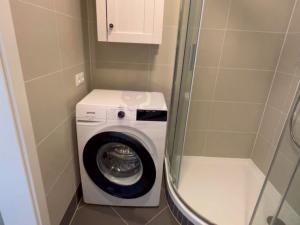 Pronájem bytu 1+kk, Praha - Třebonice, U Radosti, 32 m2