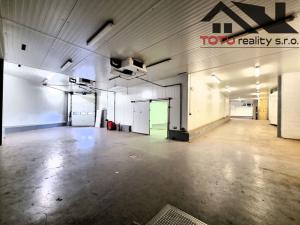 Pronájem skladu, Černožice, 4500 m2