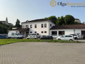 Prodej obchodního prostoru, Letovice, Masarykovo náměstí, 860 m2