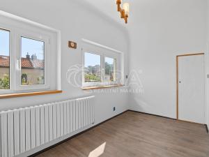 Pronájem bytu 2+kk, Praha - Prosek, Poleradská, 45 m2