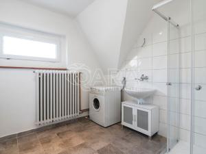 Pronájem bytu 2+kk, Praha - Prosek, Poleradská, 45 m2
