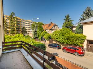 Pronájem bytu 2+kk, Praha - Prosek, Poleradská, 45 m2