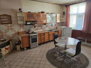 Pronájem bytu 3+kk, Kladno, Saskova, 60 m2