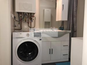 Pronájem bytu 1+kk, Brno, Merhautova, 37 m2
