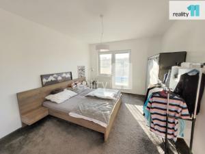 Pronájem bytu 3+kk, Holubice - Kozinec, Platanová, 84 m2