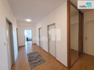 Pronájem bytu 3+kk, Holubice - Kozinec, Platanová, 84 m2