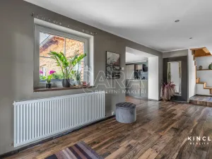 Prodej rodinného domu, Semice, 203 m2