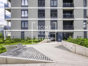 Prodej bytu 1+kk, Praha - Karlín, Sokolova, 34 m2