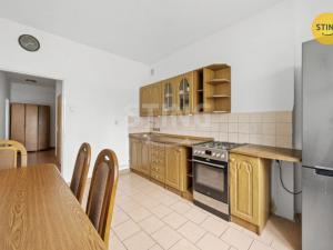 Prodej bytu 2+1, Nová Role, Tovární, 60 m2