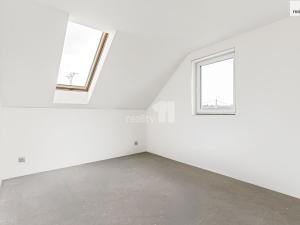 Prodej rodinného domu, Zvěřínek, V průhonu, 118 m2
