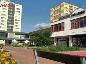 Prodej bytu 3+1, Hradec Králové - Třebeš, Urxova, 67 m2
