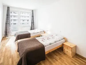 Pronájem bytu 3+kk, Praha - Strašnice, Zvěřinova, 115 m2