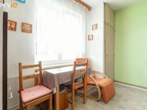 Prodej bytu 2+1, Třebíč, Revoluční, 50 m2