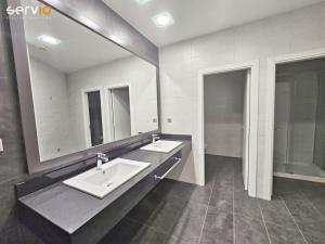 Prodej kanceláře, Telde,Španělsko, 5700 m2