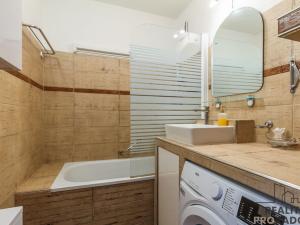 Prodej bytu 4+1, Praha, 93 m2