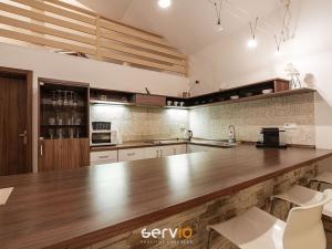Prodej restaurace, Mutěnice, Hodonínská, 258 m2