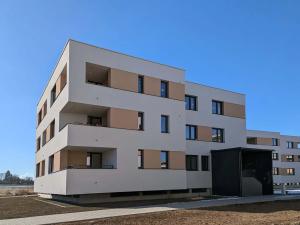 Pronájem bytu 2+kk, Hradec Králové, Pod Svahem, 57 m2