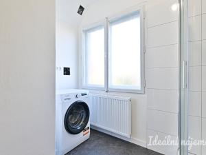 Pronájem bytu 2+1, Šlapanice, Tyršova, 63 m2