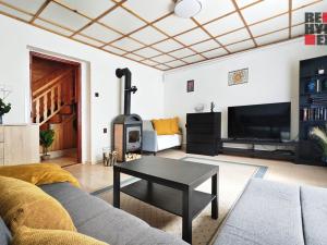 Prodej rodinného domu, Mírová pod Kozákovem - Sekerkovy Loučky, 200 m2