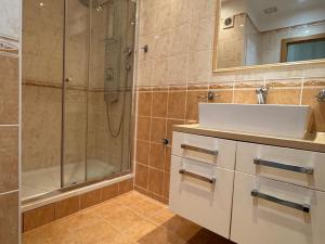 Prodej bytu 2+1, Ústí nad Labem - Severní Terasa, Větrná, 67 m2