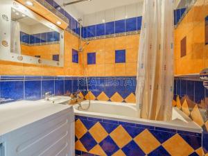 Prodej bytu 3+1, Karlovy Vary, Závodu míru, 62 m2