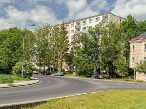 Prodej bytu 3+1, Karlovy Vary, Závodu míru, 62 m2
