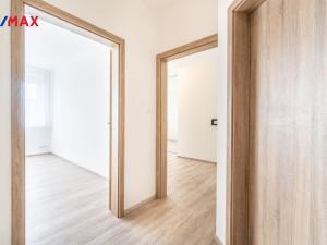 Pronájem bytu 4+kk, Praha - Dolní Měcholupy, Honzíkova, 132 m2