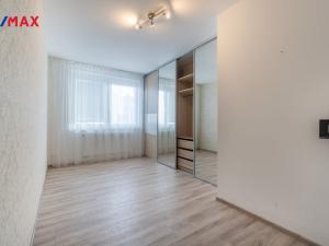 Pronájem bytu 4+kk, Praha - Dolní Měcholupy, Honzíkova, 132 m2