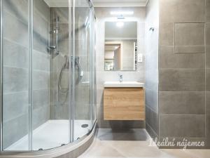 Pronájem bytu 1+kk, Praha - Háje, Výstavní, 34 m2