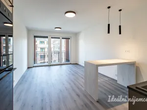 Pronájem bytu 1+kk, Praha - Háje, Výstavní, 34 m2
