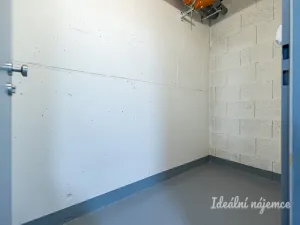 Pronájem bytu 1+kk, Praha - Háje, Výstavní, 34 m2