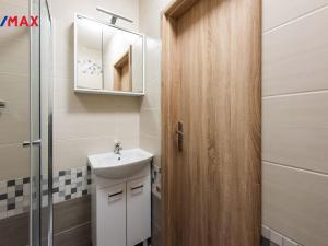 Pronájem bytu 2+kk, Brno - Bohunice, Okrouhlá, 46 m2