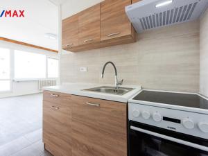 Pronájem bytu 2+kk, Brno - Bohunice, Okrouhlá, 46 m2