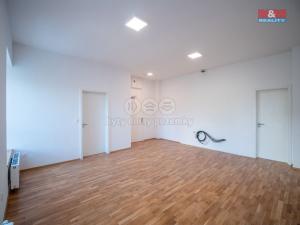 Prodej bytu 2+kk, Zlín, Lorencova, 49 m2