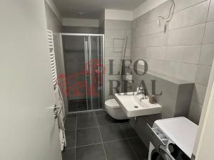 Pronájem bytu 1+kk, Praha - Modřany, Komořanská, 35 m2