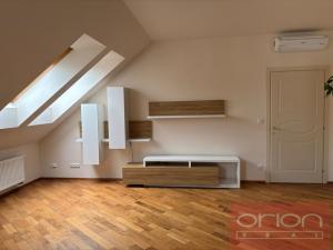 Pronájem bytu 3+kk, Praha - Žižkov, Kubelíkova, 101 m2