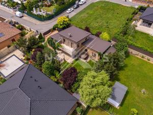 Prodej rodinného domu, Králův Dvůr, Na Vinohradech, 103 m2