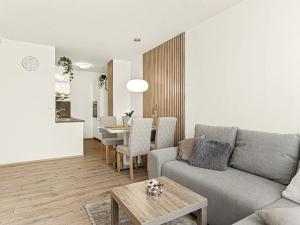 Prodej bytu 2+kk, Praha - Chodov, Hněvkovského, 42 m2